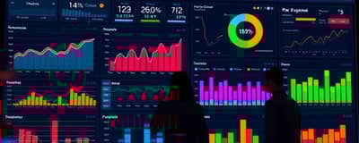 Controle gastos por categoria com gráficos em tempo real
